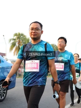 Runner Photo 4385682