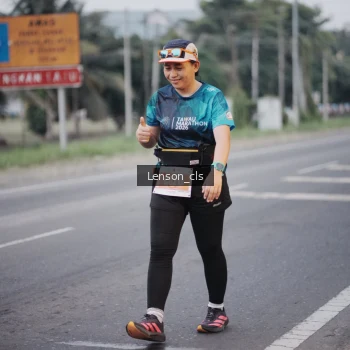 Runner Photo 4385691