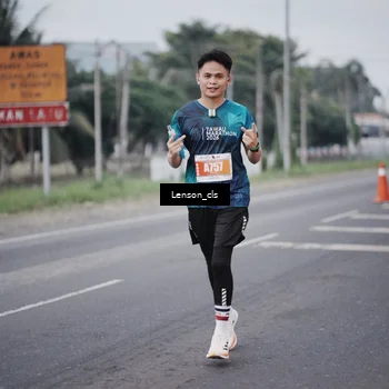 Runner Photo 4385705
