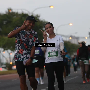 Runner Photo 4385713