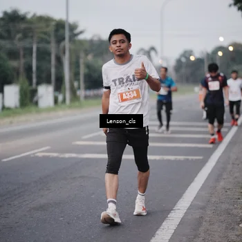 Runner Photo 4385714