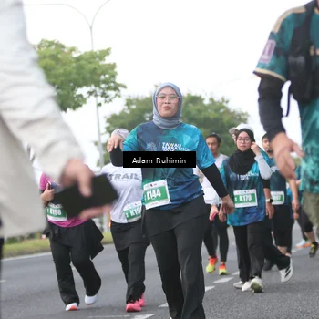 Runner Photo 4385733