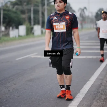 Runner Photo 4385735