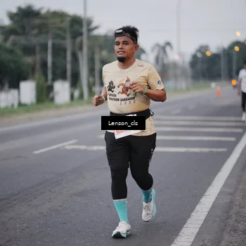 Runner Photo 4385740