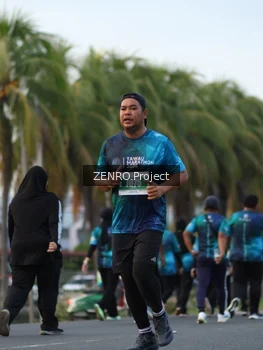 Runner Photo 4385742