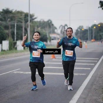Runner Photo 4385750