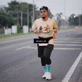 Runner Photo 4385758