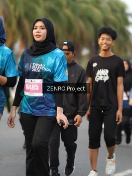 Runner Photo 4385759