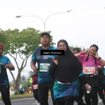 Runner Photo 4385765
