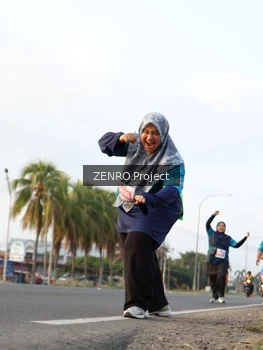 Runner Photo 4385778