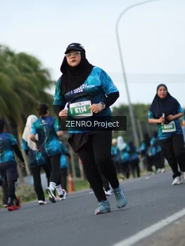 Runner Photo 4385784