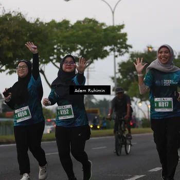 Runner Photo 4385793