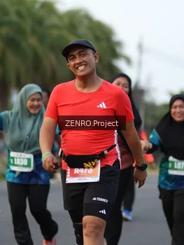 Runner Photo 4385796