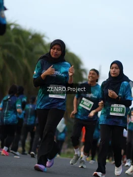 Runner Photo 4385810
