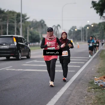 Runner Photo 4385813