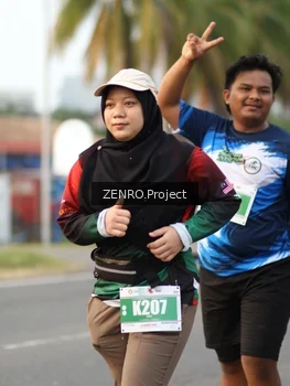 Runner Photo 4385814