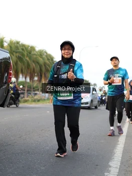 Runner Photo 4385828