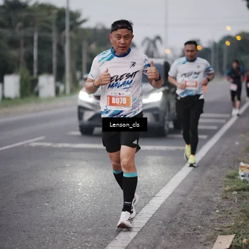 Runner Photo 4385833