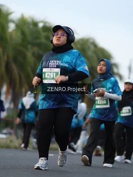 Runner Photo 4385859