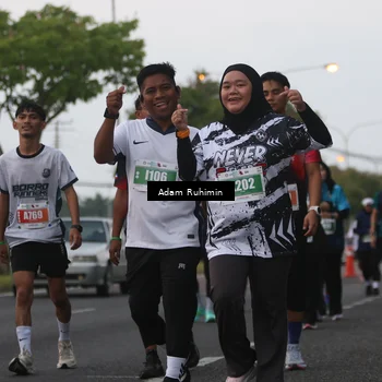 Runner Photo 4385864