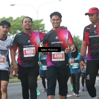 Runner Photo 4385869
