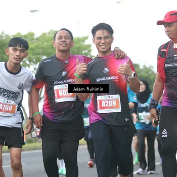 Runner Photo 4385871