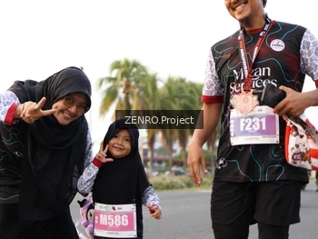 Runner Photo 4385879