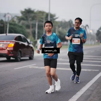 Runner Photo 4385880