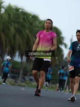 Runner Photo 4385885
