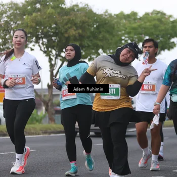 Runner Photo 4385900