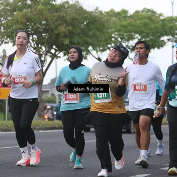 Runner Photo 4385904