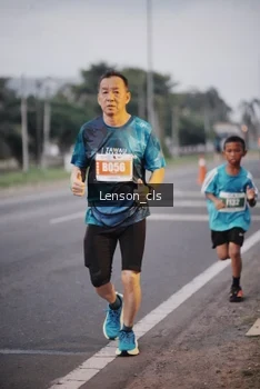Runner Photo 4385917