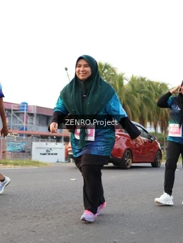 Runner Photo 4385920