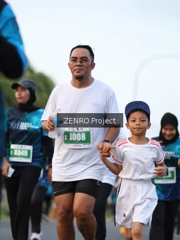 Runner Photo 4385934