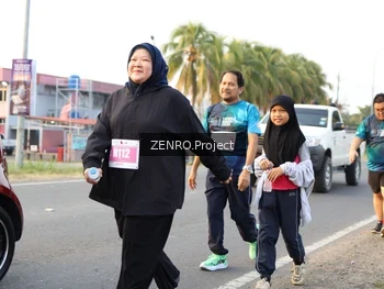 Runner Photo 4385947