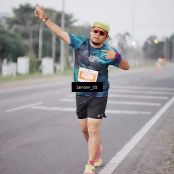 Runner Photo 4385977