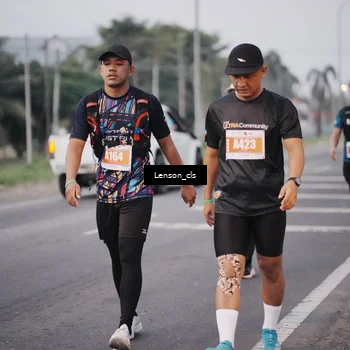 Runner Photo 4385981