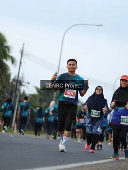 Runner Photo 4385985