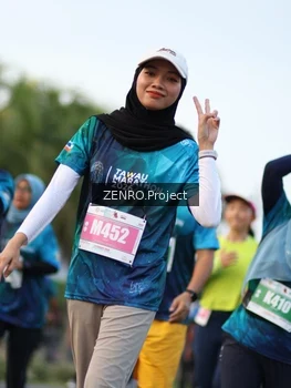 Runner Photo 4386008