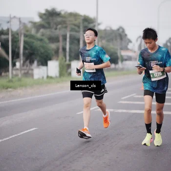 Runner Photo 4386038