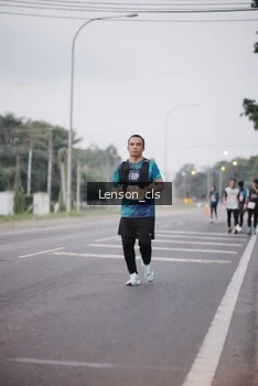 Runner Photo 4386045