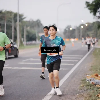 Runner Photo 4386056