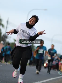 Runner Photo 4386063