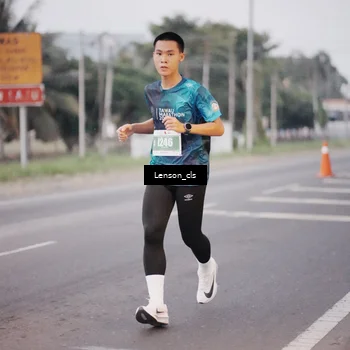 Runner Photo 4386069