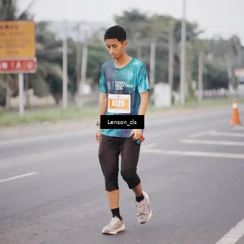 Runner Photo 4386073