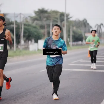 Runner Photo 4386094