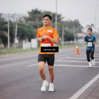 Runner Photo 4386097