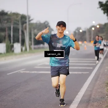 Runner Photo 4386101