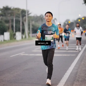 Runner Photo 4386108