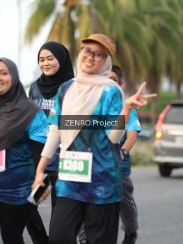 Runner Photo 4386129